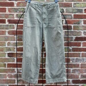 Madewell green khaki pants